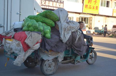 2013July_20130705DKInnerMongolia_003 show page link