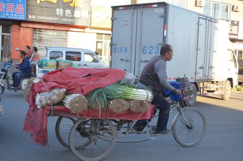 2013July_20130705DKInnerMongolia_004 show page link