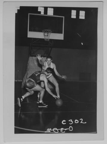 Basketball: Men's, 1940s [18] (recto) show page link