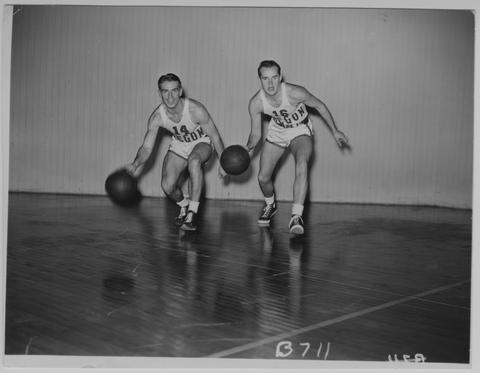 Basketball: Men's, 1940s [41] (recto) show page link