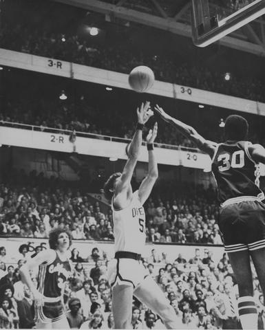 Basketball Men's, 1970s, 2 of 3 [37] (recto) show page link