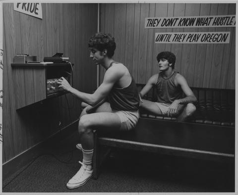 Basketball Men's, 1970s, 2 of 3 [40] (recto) show page link